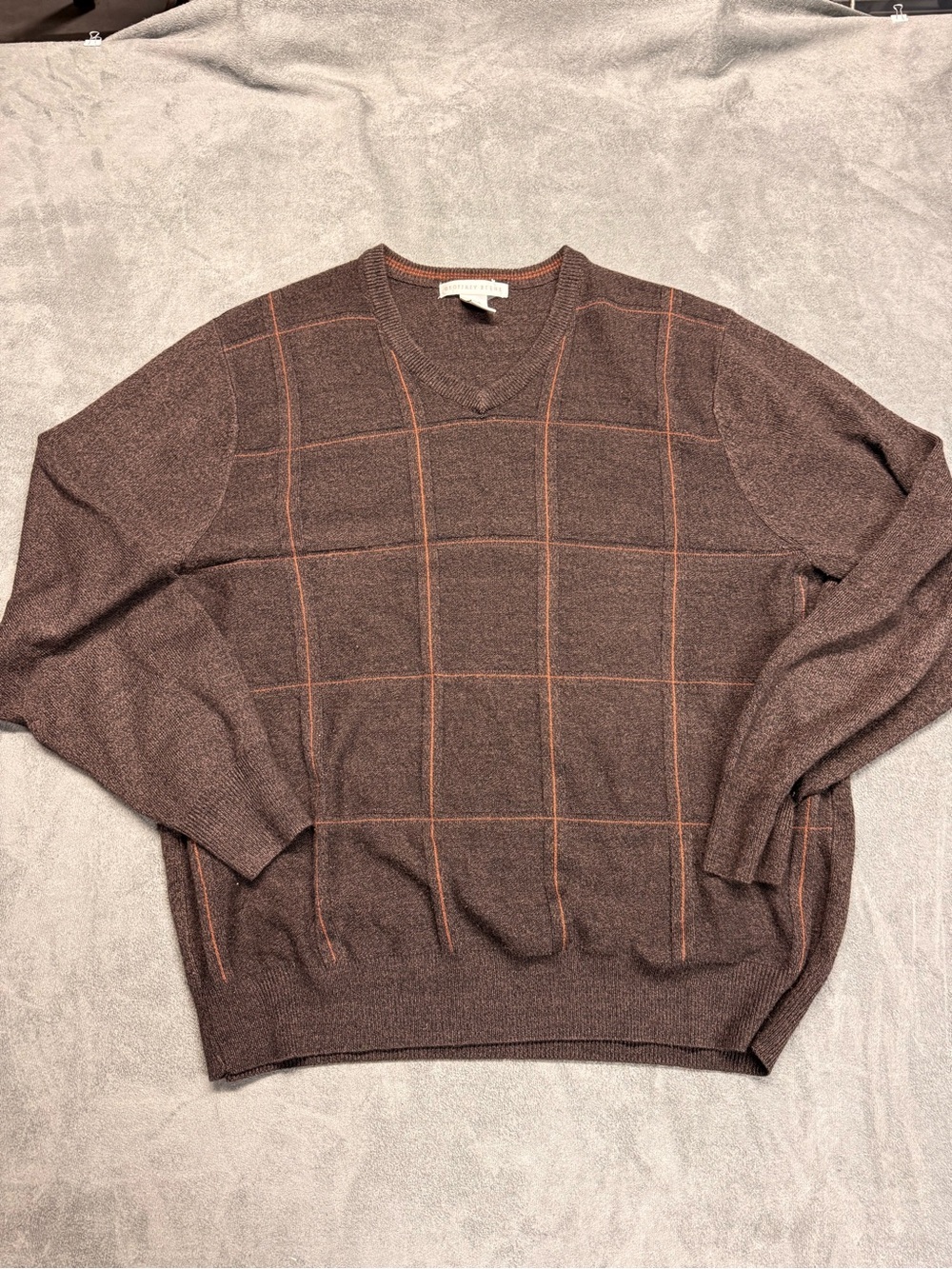 Geoffrey Beene Men's Brown V-Neck Sweater with Orange Windowpane